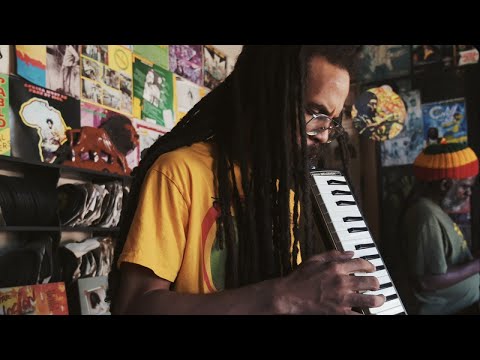 Addis Pablo & Derrick Sound - Bright Star [Evidence Music]