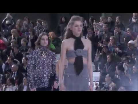CHANEL autumn winter 2020-21 ready-to-wear fashion show