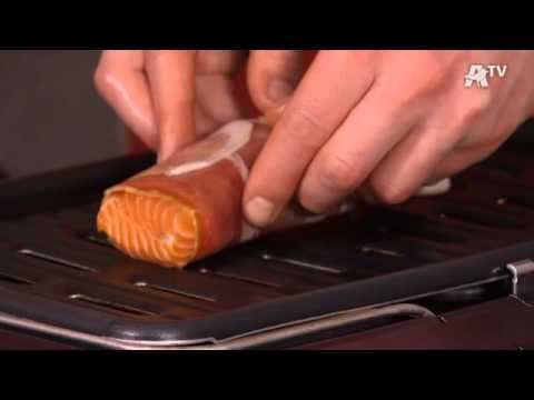 Auchan recette de cuisine - Papillote de saumon au jambon fumé et sa poêlée de tomates