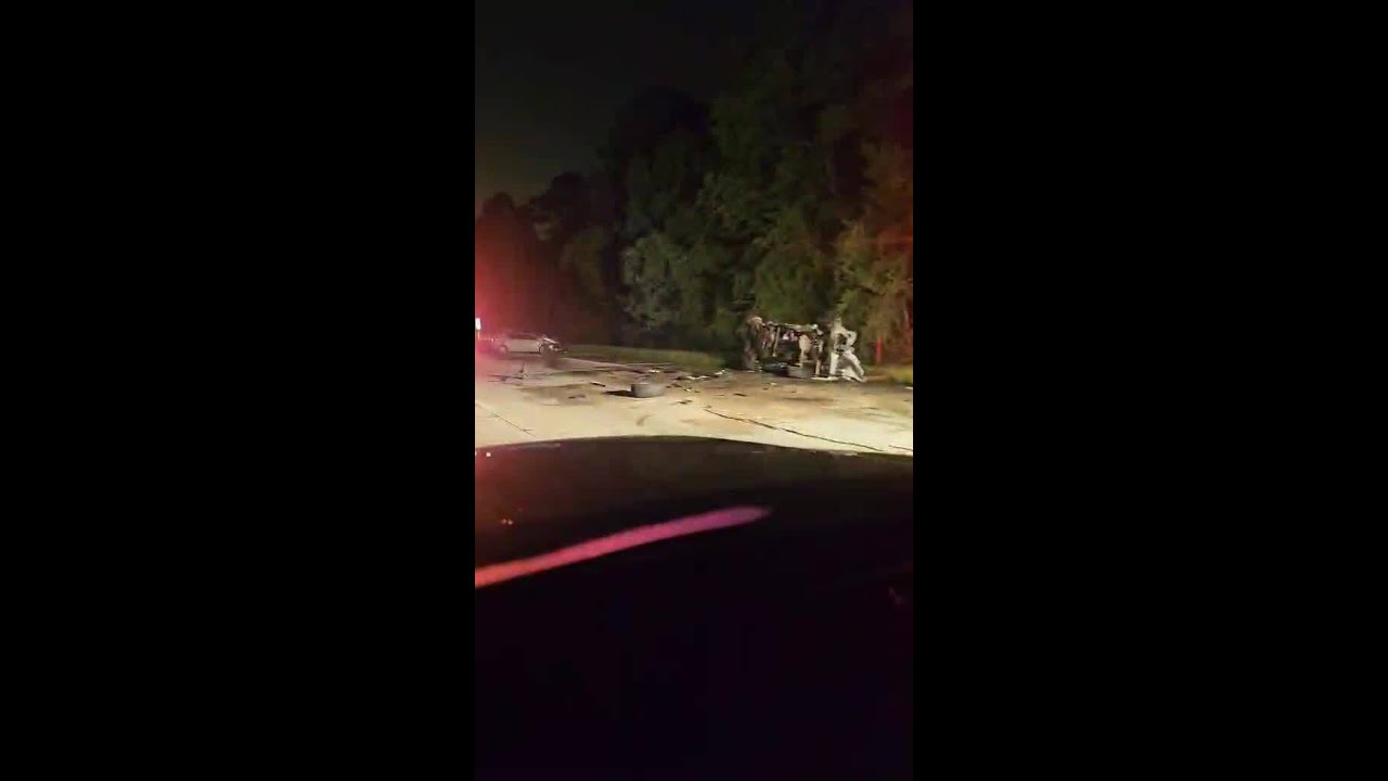 LSP investigating two vehicle crash on I-12 West