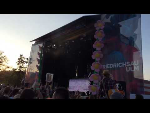 Afrojack plays "Payback" by Steve Angello @Wasserfarbtraum
