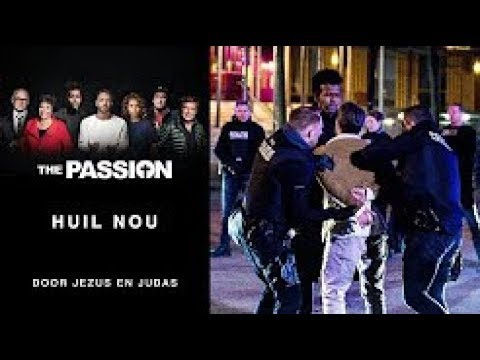 9. Huil Nou - Tommie Christiaan en Jeangu Macrooy (2018) Lyrics