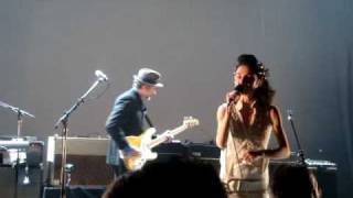 PJ Harvey &amp; John Parish -  Pig Will Not