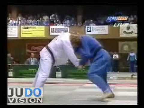 JUDO 1995 European Team Championships: Alexey Khazunov (RUS) - Uwe Frenz (GER)