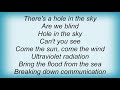 Saxon - Hole In The Sky Lyrics