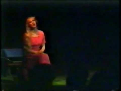 Elisabeth Ekornes sings Brevet från Lillan by Evert Taube (Live)