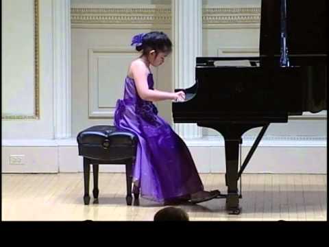 Annie Gu (8 years old), Carl Ph.E.Bach Solfeggietto