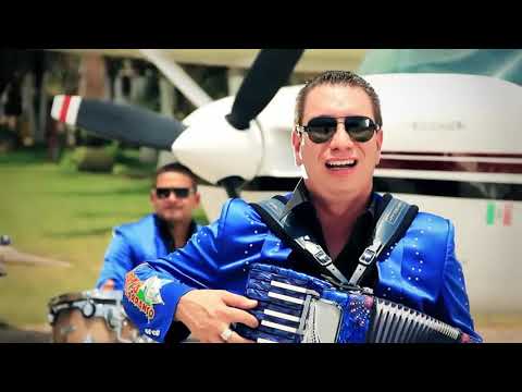 Los Alegres Del Barranco - Me Dan Celos (Video Oficial)