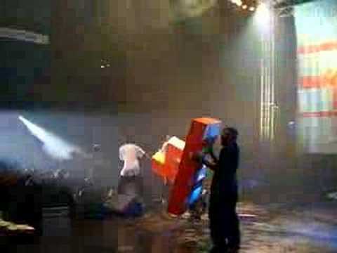 Redman & Method Man tearin the stage down in Prague
