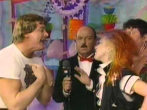 Roddy Piper interrupts Cyndi Lauper and Lou Albano (05-11-1985)