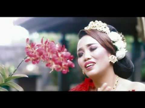 45PRO Megatang Tresna Voc  Yuniarti