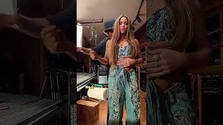 Famous women whoare really smal