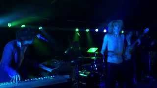 Foxygen - Everyone Needs Love (Live at Red 7 - Fun Fun Fun Fest 2014)