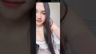 Download lagu Live hot pamer belahan kenyel bgt [BIGO LIVE] mp3