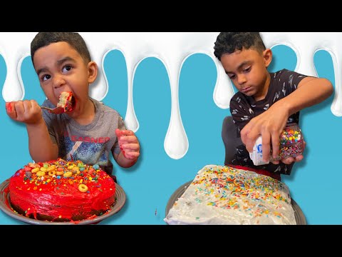 BAKING OUR FIRST CAKE! [ MESSY! ]