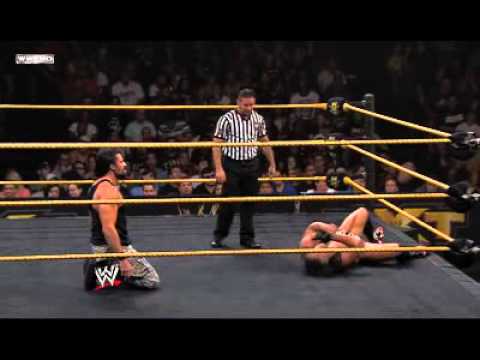 WWE NXT HD 20130807   Leo Kruger vs Bo Dallas(C)   2