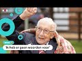 Medaille en vliegshow voor 100-jarige held Tom Moore