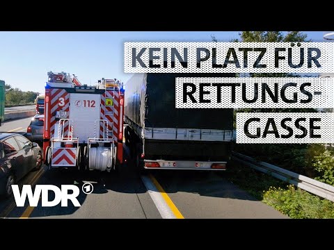 Einsatz unter Zeitdruck: Stau bei Auto-Unfall auf der A3 | S08/E01 | Feuer & Flamme | WDR