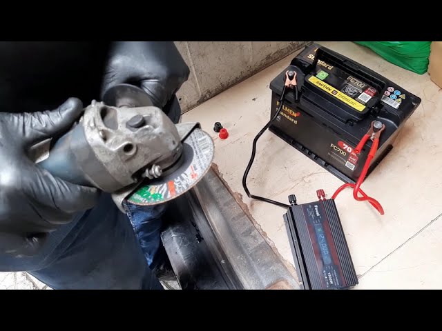 Vídeo relacionado con Convertidor de CA a CC 12V, 220V a 12 V Adaptador de Enchufe Adaptador Mechero Coche a Enchufe 500mA 6 Vatios Convertidor de Voltaje AC DC con Enchufe EU pour Automóvil GPS Camión Mini Convertidor