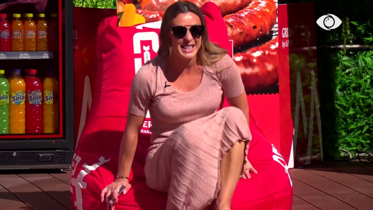 Je e pistë/ Rogerti debaton me Gretën