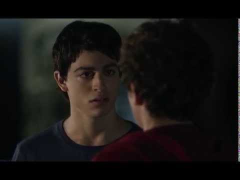 BRACCIALETTI ROSSI 2 - clip Leo e Vale