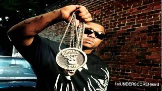 Gorilla Zoe - Get Off Of Me {Dirty}