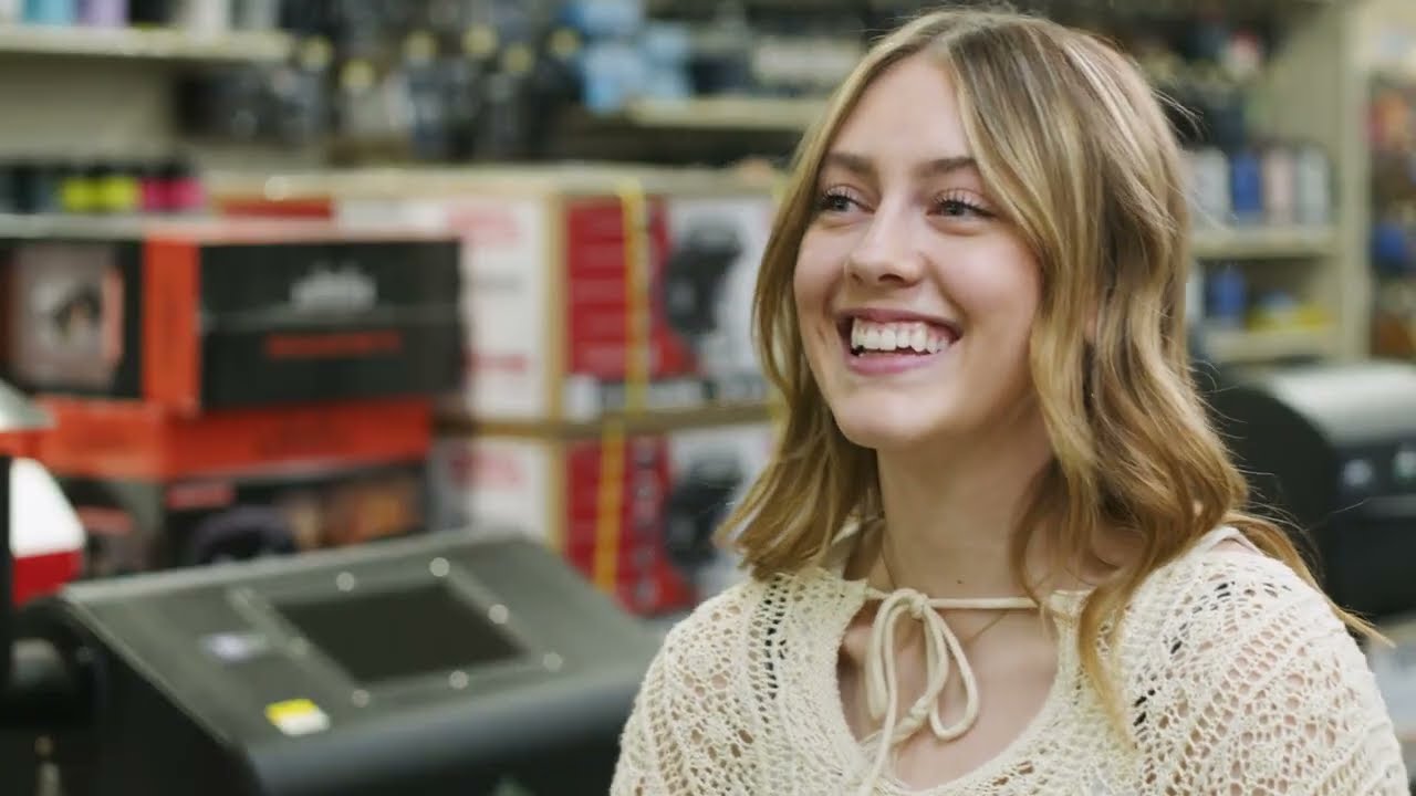 Why Shoppers Love Simbe’s Tally Robot | Stocked Shelves and Accurate Pricing