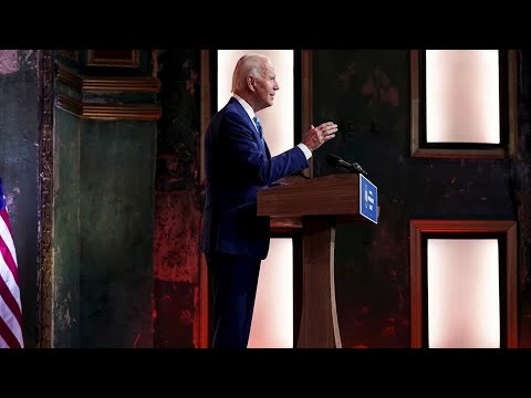 次期大統領ジョー・バイデンが足の骨折を負う (President-elect Joe Biden suffers foot fractures)