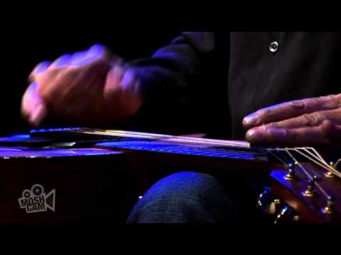 Harry Manx - Coat Of Mail (Live in Sydney) | Moshcam