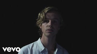Isak Danielson - Silence (Acoustic)