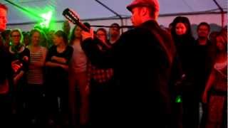 Jaakko Laitinen & Väärä Raha - Äiti kulta LIVE @ Kääntöpöytä, Helsinki 24.8.2012