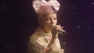 Melanie Martinez - Play Date (Live from Can’t Wait Till I&#39;m Out Of K-12 Virtual Tour) [HD]