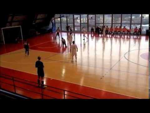 Potenza - Fuente Foggia 3-3 (highlights) Calcio a 5 Serie A2 16^ giornata 2012 2013.wmv