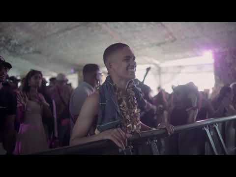 Wellmess - Two Hearts Drawn on Cloudy Glass