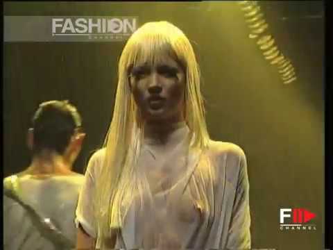 "Alexander Mcqueen" Spring Summer 1998 Paris 6 of 6 pret a porter woman by FashionChannel