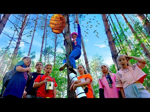 Wanderung im Wald 😱 Wir sind aus dem Schullager geflohen! EXTREME HERAUSFORDERUNG