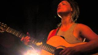Wallis Bird - unplugged encore Köln Gloria Theater 05-09-2014