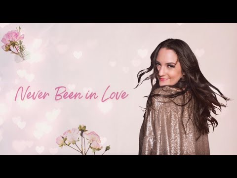 Haley Mae Campbell - Never Been in Love (Lyric Video)