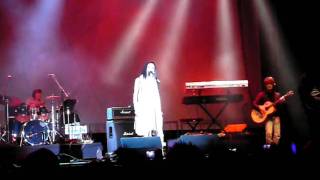 F.I.R. 月牙灣 (Crescent Moon Bay) ~ LIVE Vancouver Olympics 2010