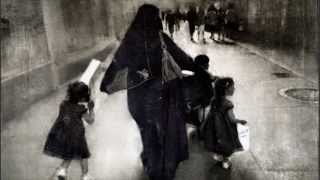 Irma Haselberger - Stoa - I Wish You Could Smile - Photography