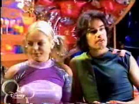 Glenn McMillan as Bronley (Zenon Z3)