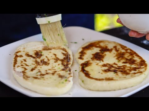 HOMEMADE GARLIC NAAN BREAD RECIPE