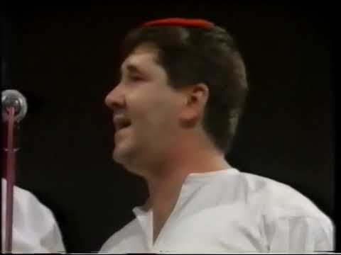 Okruk selo - klapa SINJ - klape u Lisinskom 1990