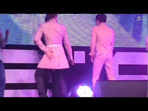 [FANCAM] 110630 ZEA HK Asia Tour - Girl Group Dance