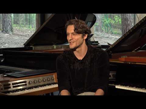 How can we really hear the music? An advice from Atanas Valkov