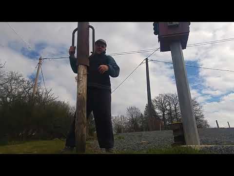 How to use the manual 'Post Rammer' for fencing