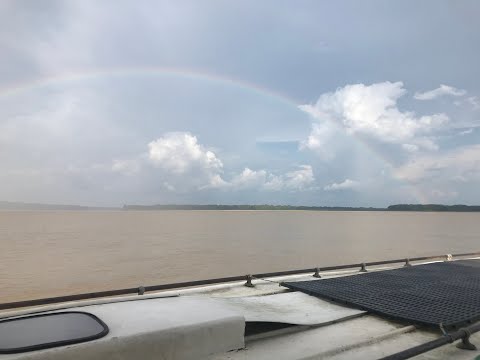 AMAZONAS 4   "El Rio Mar"
