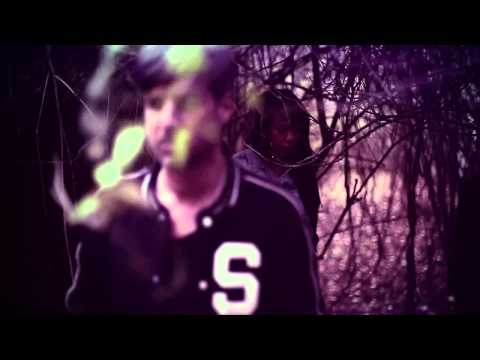 Munk feat. Lizzie Paige - Deceiver (Official Video)