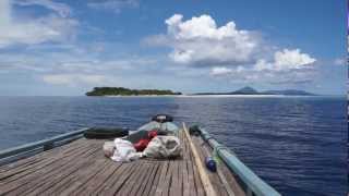 preview picture of video 'nailakka island in front off Run island, banda islands, maluku, Indonesia'