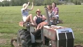 Kenny Chesney - She Thinks My Tractors Sexy Cajun Style - Music Video